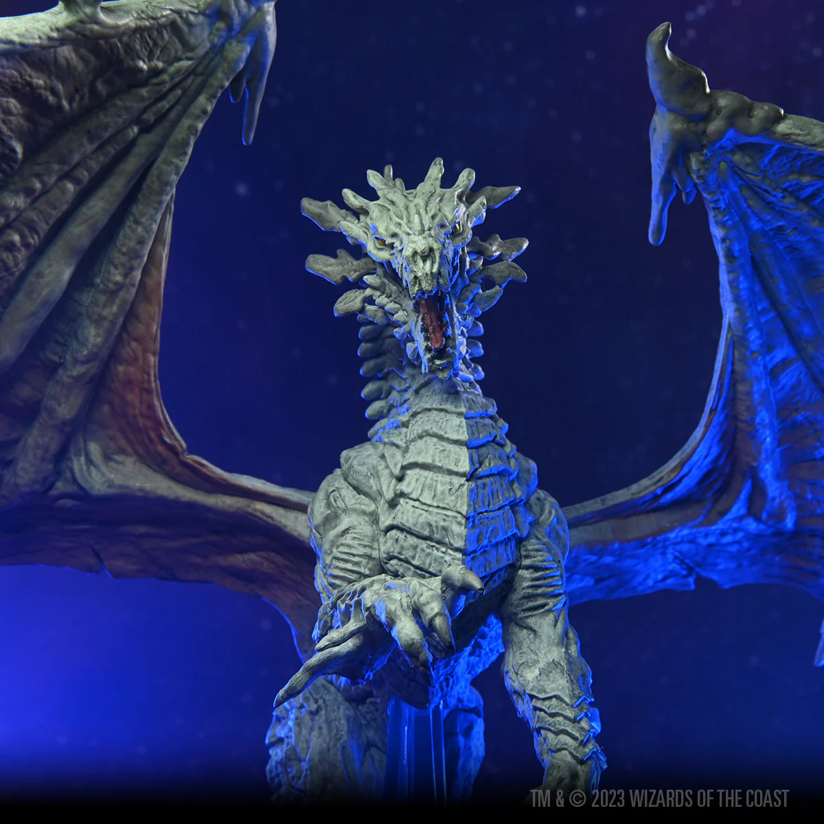 D&D Icons of the Realms: Adult Lunar Dragon